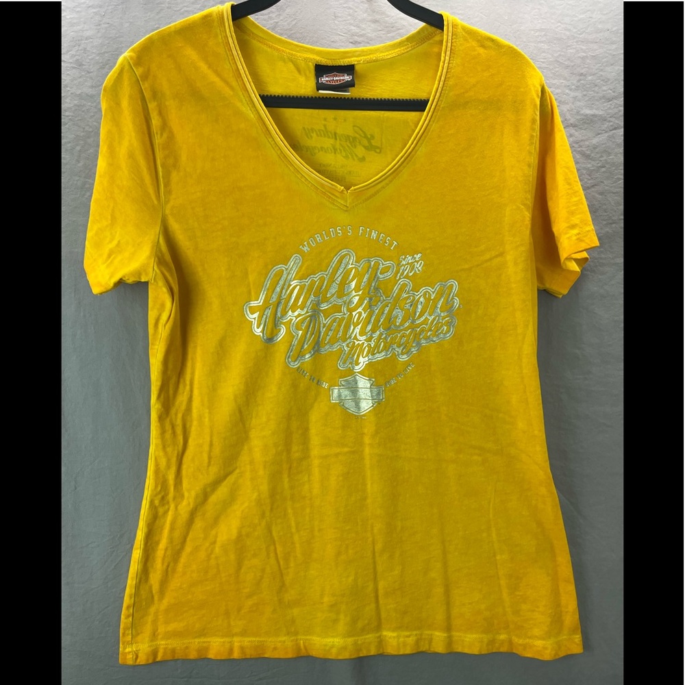 Harley Davidson T-Shirt Women L Yellow Short Sleeve V Neck Legendary Motorcycle